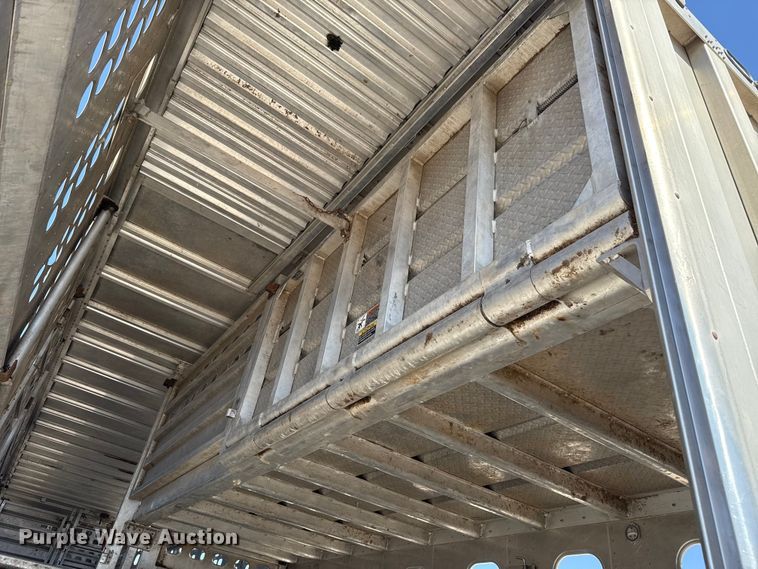 image for item ES5989 2020 Wilson PSDCL-402 livestock trailer