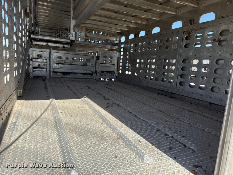image for item ES5989 2020 Wilson PSDCL-402 livestock trailer