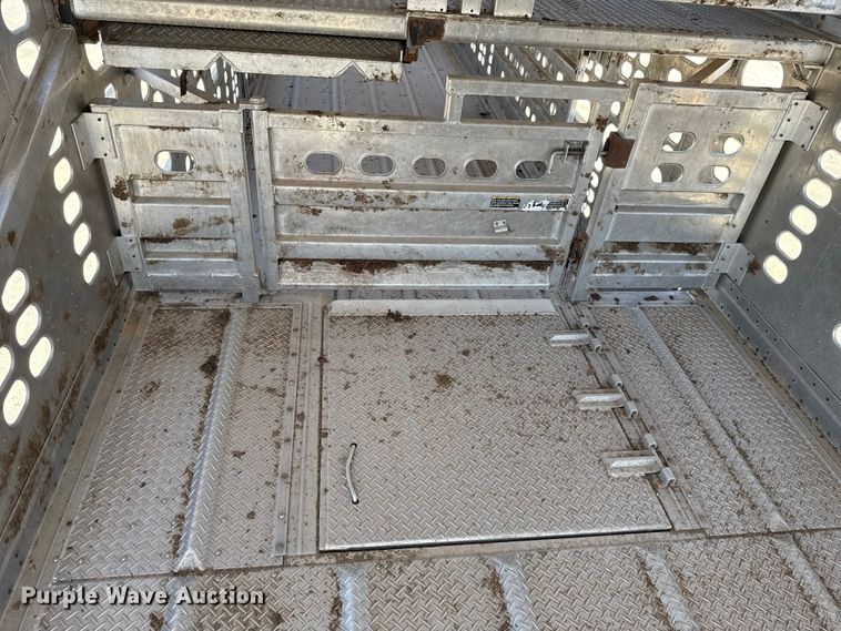 image for item ES5989 2020 Wilson PSDCL-402 livestock trailer