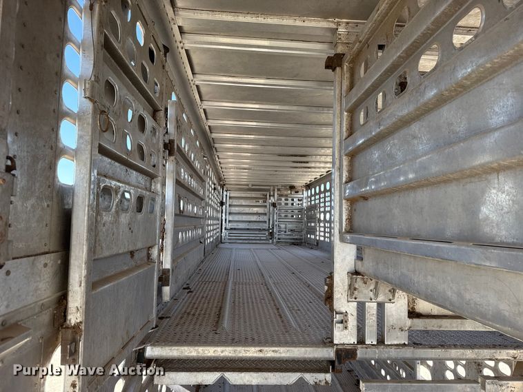 image for item ES5989 2020 Wilson PSDCL-402 livestock trailer