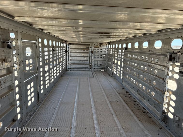 image for item ES5989 2020 Wilson PSDCL-402 livestock trailer