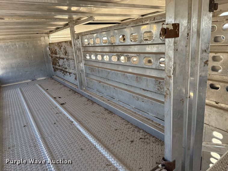 image for item ES5989 2020 Wilson PSDCL-402 livestock trailer