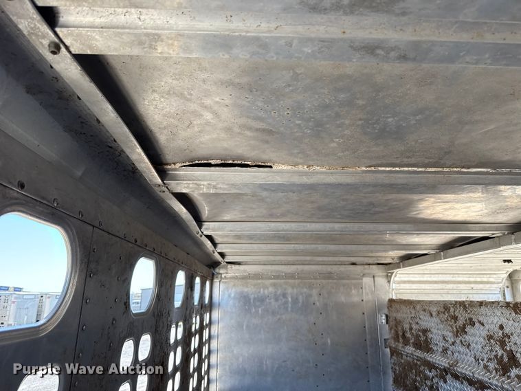 image for item ES5989 2020 Wilson PSDCL-402 livestock trailer