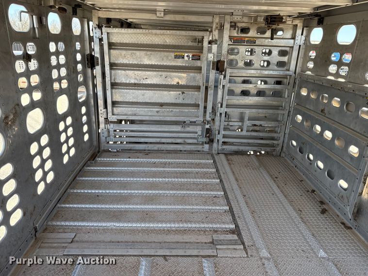 image for item ES5989 2020 Wilson PSDCL-402 livestock trailer