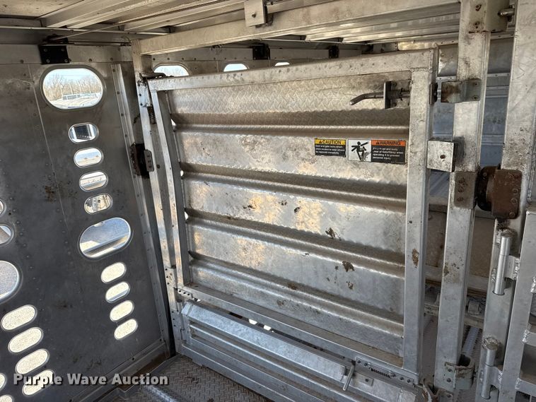 image for item ES5989 2020 Wilson PSDCL-402 livestock trailer