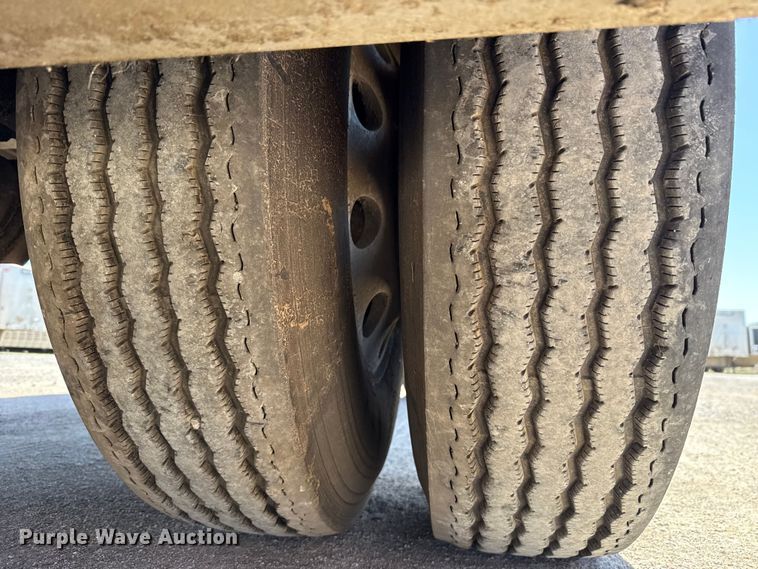 image for item ES5989 2020 Wilson PSDCL-402 livestock trailer