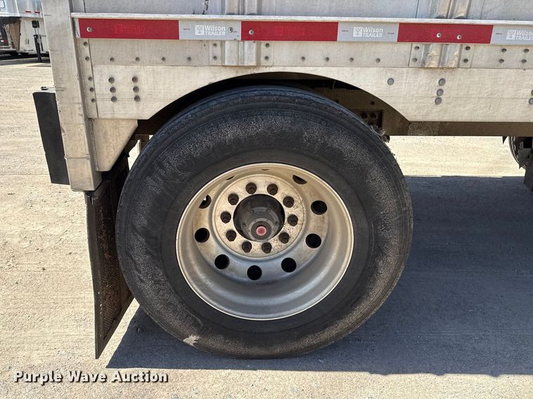 image for item ES5989 2020 Wilson PSDCL-402 livestock trailer