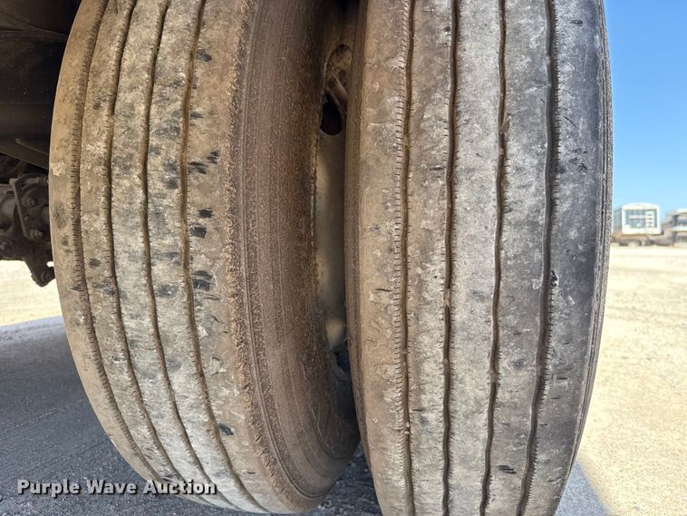 image for item ES5989 2020 Wilson PSDCL-402 livestock trailer