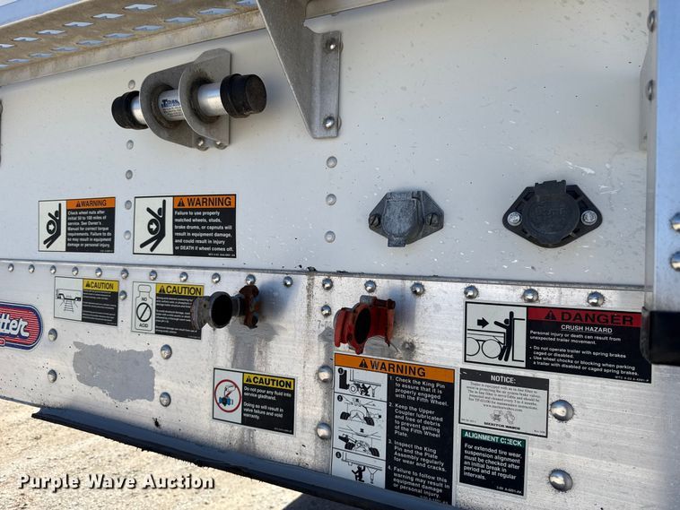 image for item ES5990 2015 Wilson DWH-500 Pace Setter grain trailer