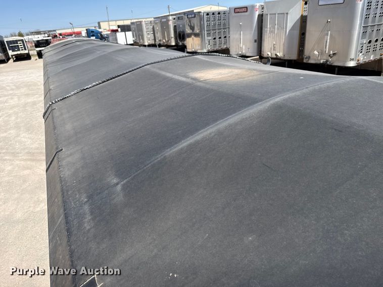 image for item ES5990 2015 Wilson DWH-500 Pace Setter grain trailer