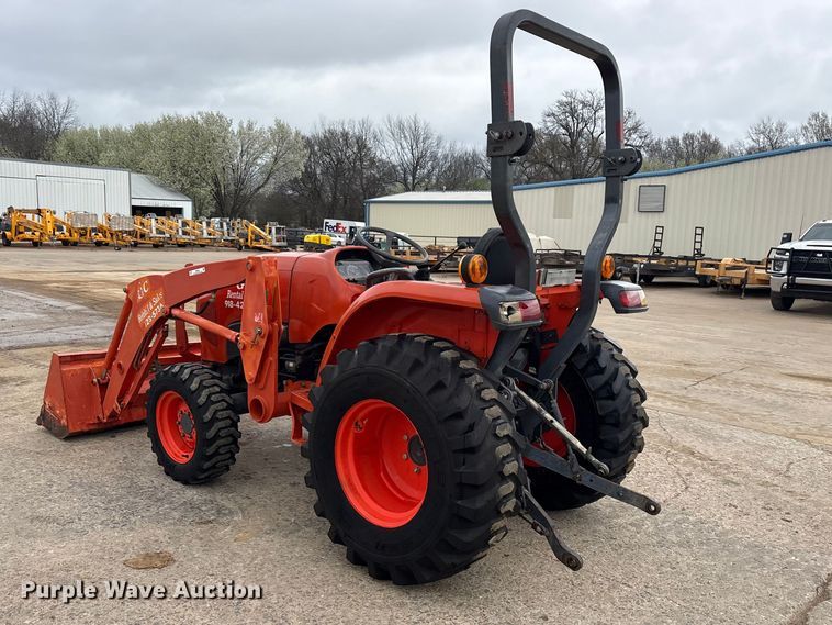 image for item ES8644 Kubota L3901D MFWD tractor