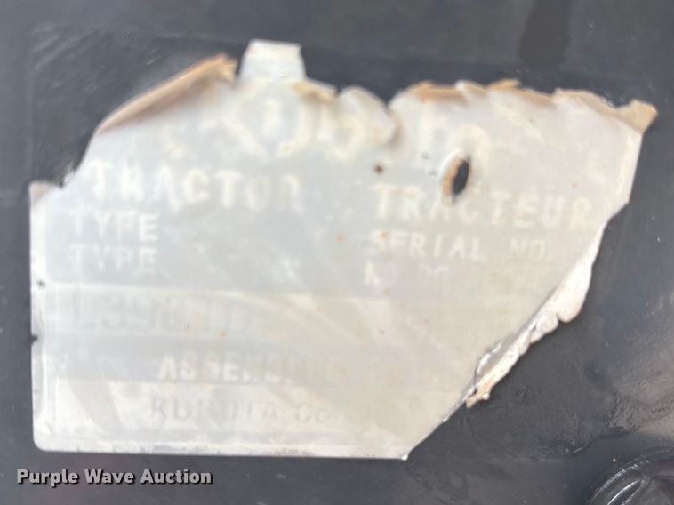 image for item ES8644 Kubota L3901D MFWD tractor