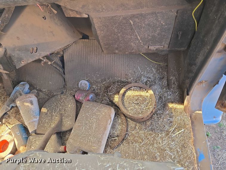 image for item ET1497 1987 Ford LN8000 feed mixer truck