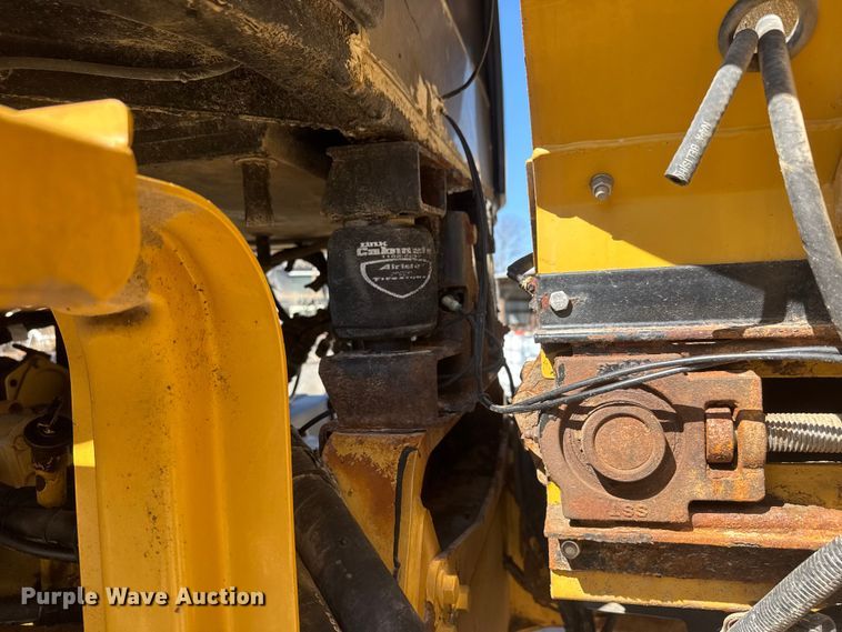 image for item ET1667 1992 TerraGator 8203 spreader