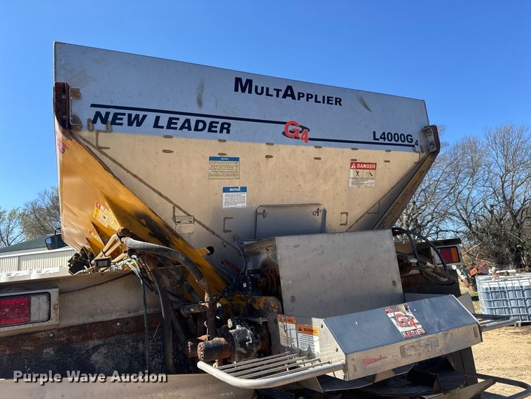 image for item ET1667 1992 TerraGator 8203 spreader