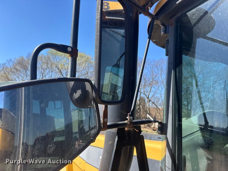 image for item ET1667 1992 TerraGator 8203 spreader