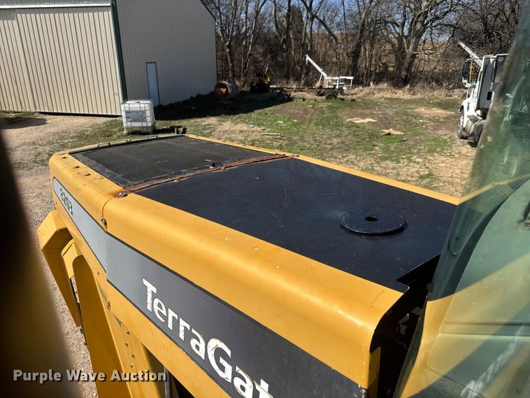 image for item ET1667 1992 TerraGator 8203 spreader