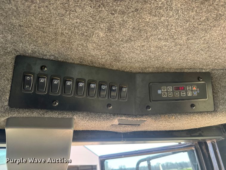 image for item ET1667 1992 TerraGator 8203 spreader