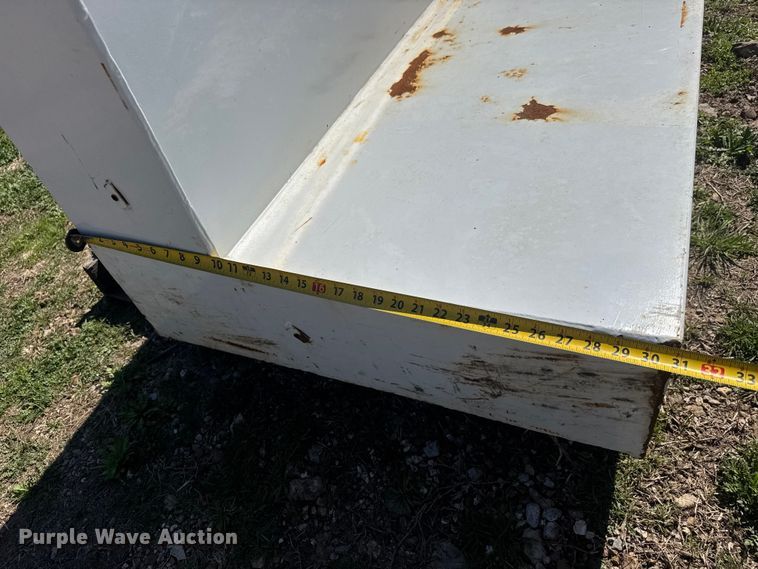 image for item ET1671 Auxiliary fuel tank