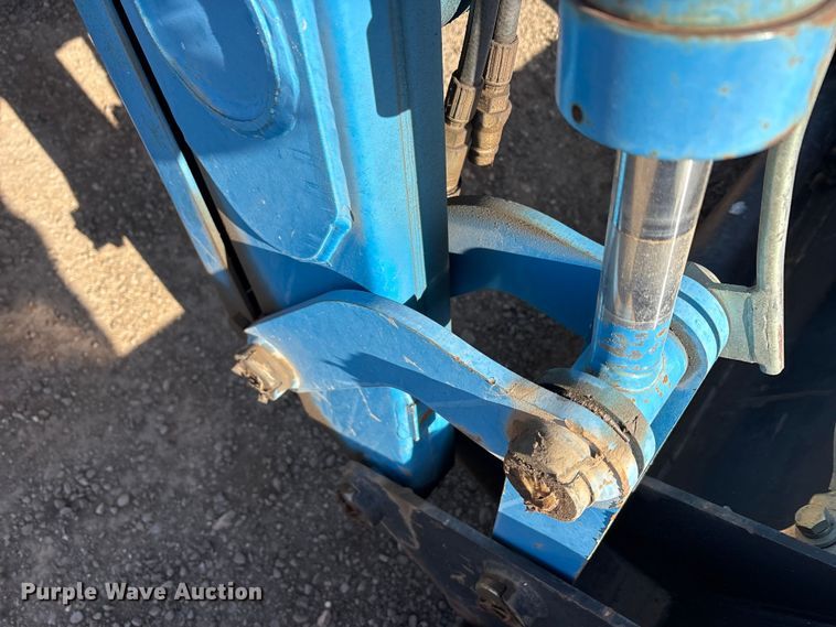 image for item EU0346 LS Mtron P100CA MFWD tractor