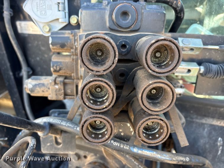 image for item EU0346 LS Mtron P100CA MFWD tractor