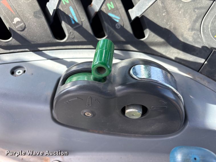 image for item EU0346 LS Mtron P100CA MFWD tractor