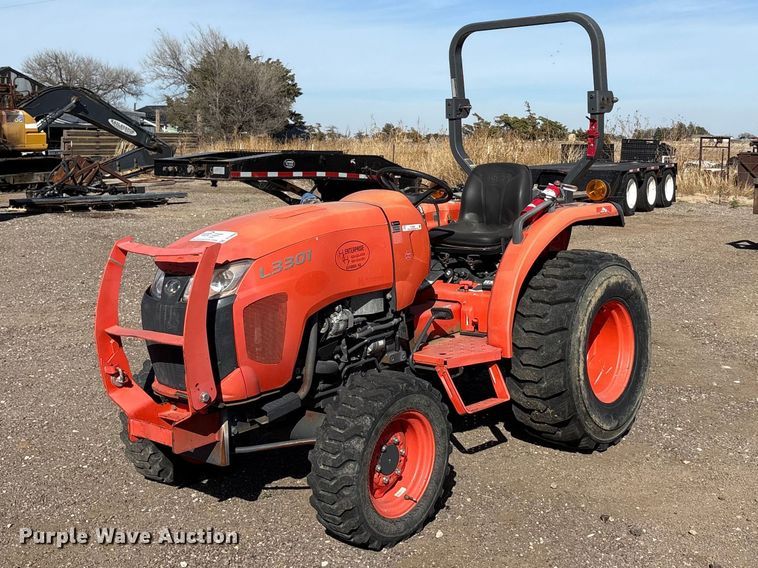 image for item EU0383 Kubota L3301D tractor