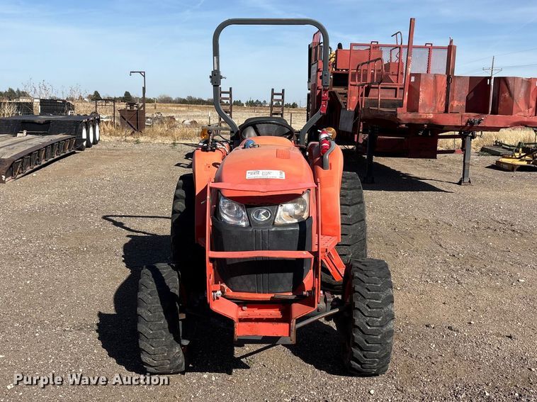 image for item EU0383 Kubota L3301D tractor