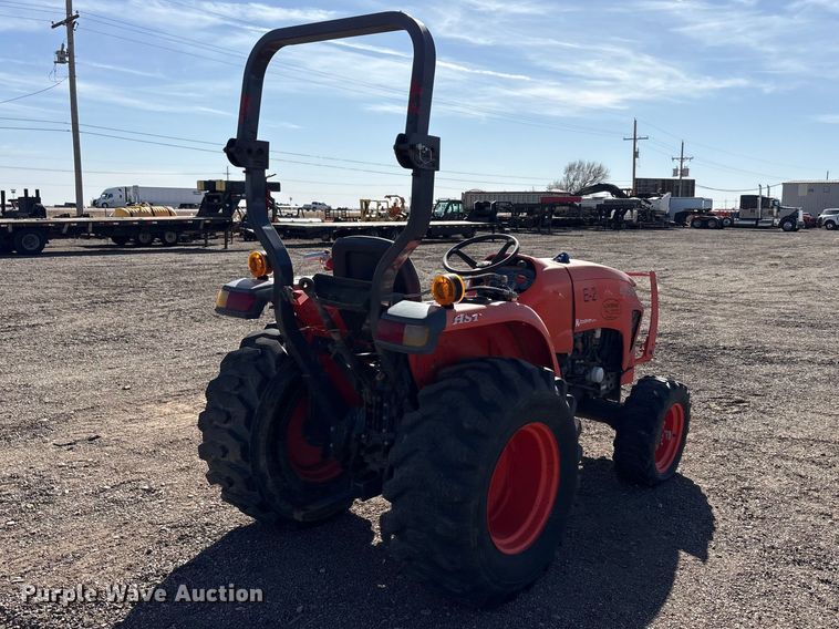 image for item EU0383 Kubota L3301D tractor