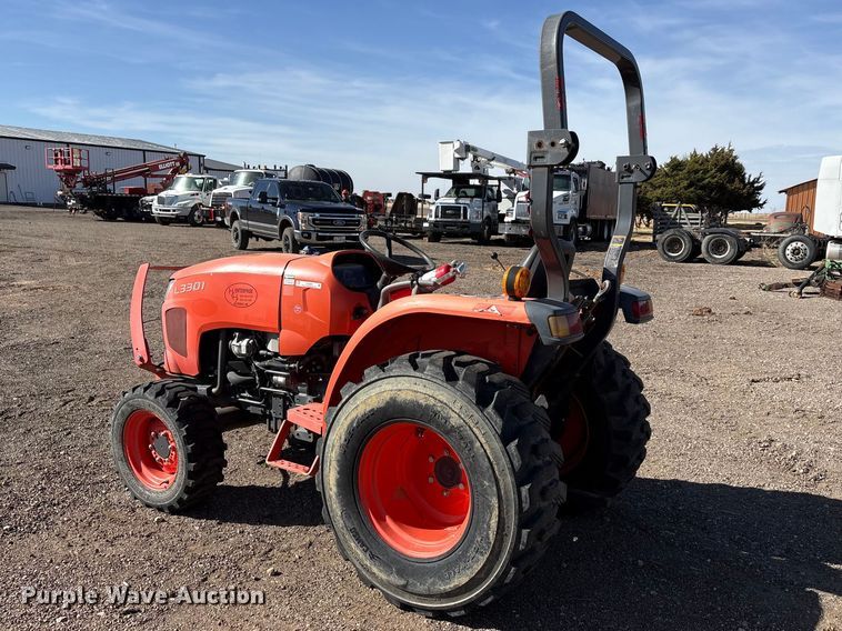 image for item EU0383 Kubota L3301D tractor