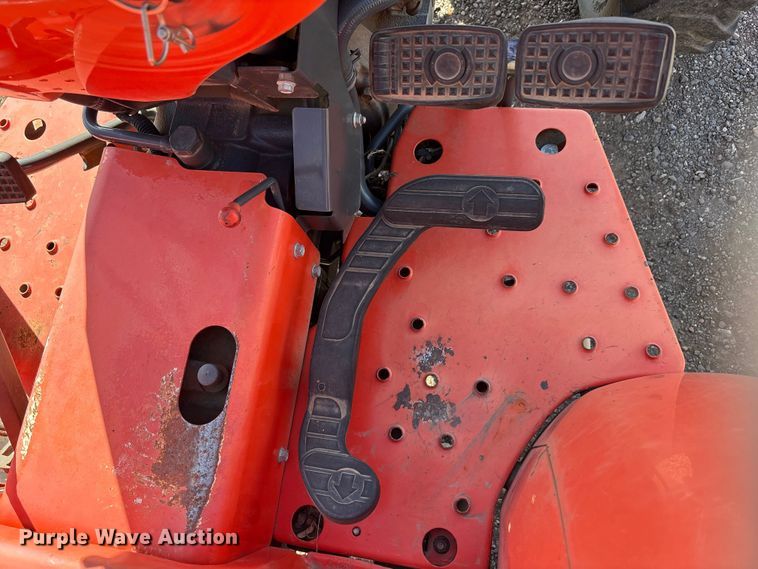 image for item EU0383 Kubota L3301D tractor