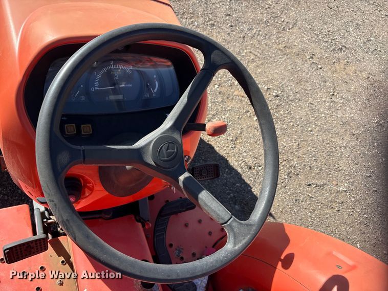 image for item EU0383 Kubota L3301D tractor