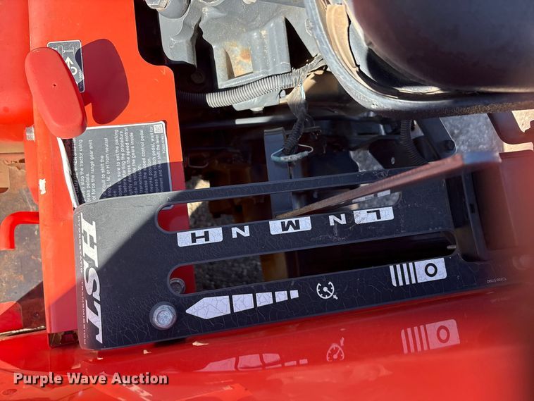 image for item EU0383 Kubota L3301D tractor