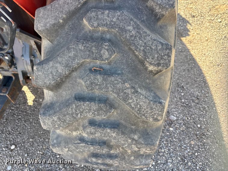 image for item EU0383 Kubota L3301D tractor