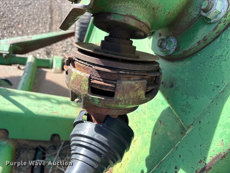 image for item EU0389 John Deere 1580 batwing rotary mower