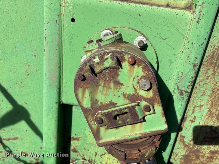 image for item EU0389 John Deere 1580 batwing rotary mower