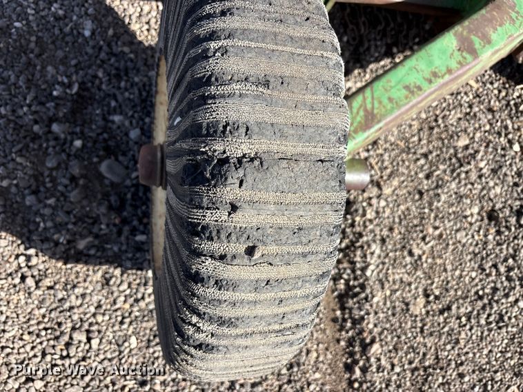 image for item EU0389 John Deere 1580 batwing rotary mower