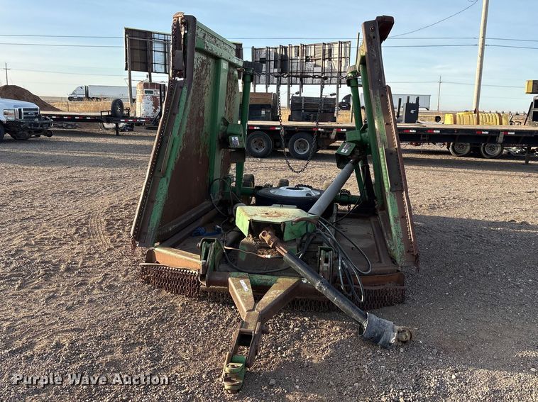 image for item EU0392 John Deere batwing rotary mower