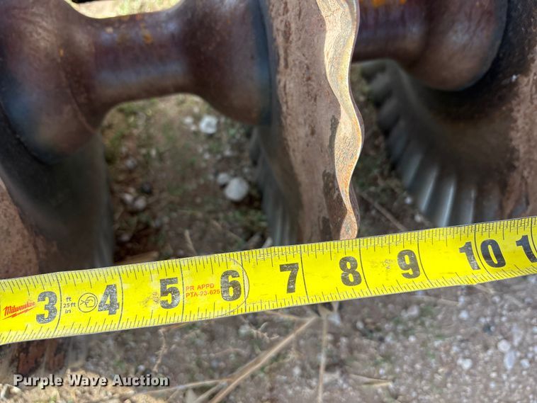 image for item EU0399 2012 Kuhn Krause Excelerator 8000 tandem disk