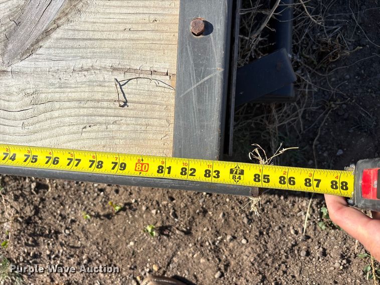 image for item EU0422 Horse stall panels