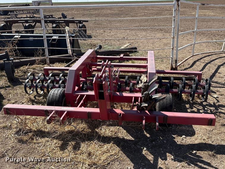 image for item EU0426 Red master Harrow chisel