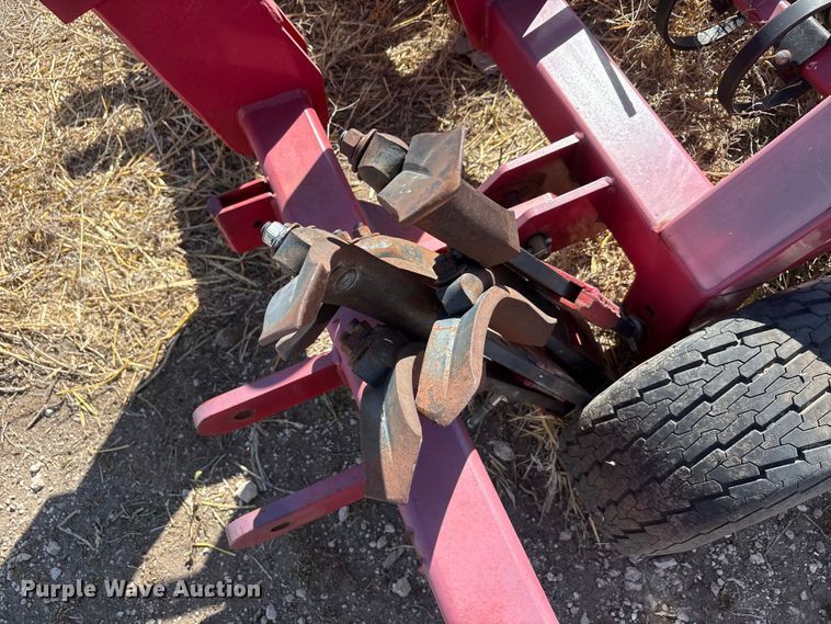 image for item EU0426 Red master Harrow chisel