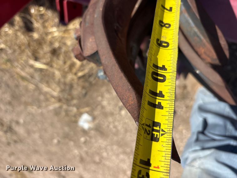 image for item EU0426 Red master Harrow chisel