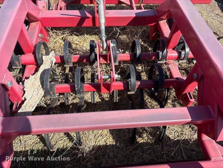 image for item EU0426 Red master Harrow chisel