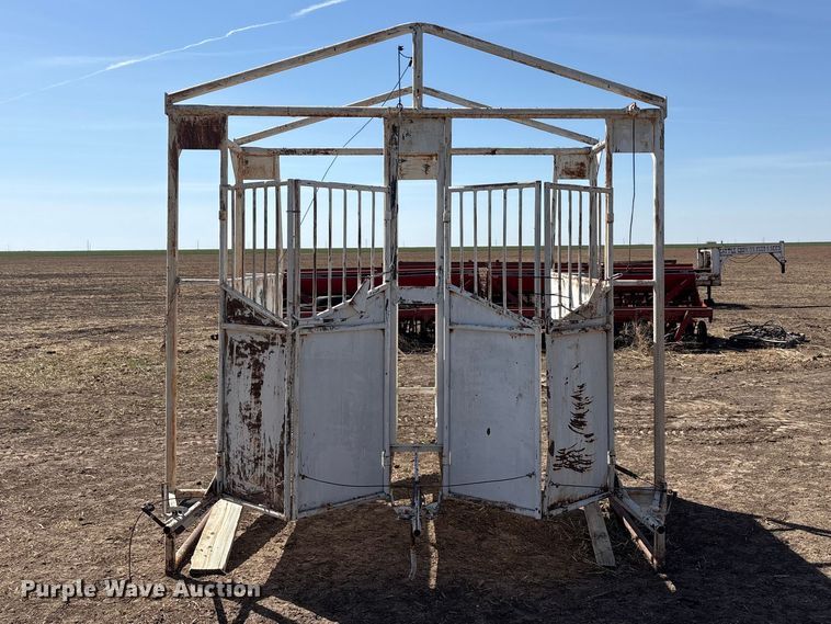 image for item EU0427 Horse racing stalls 