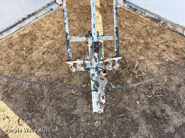 image for item EU0427 Horse racing stalls 