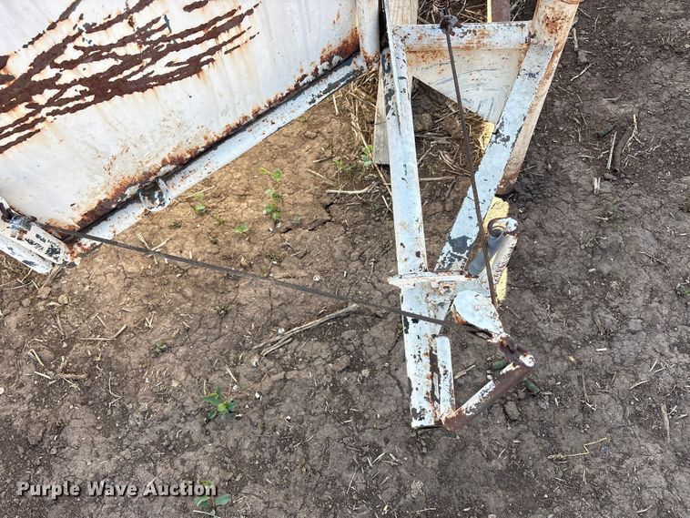 image for item EU0427 Horse racing stalls 