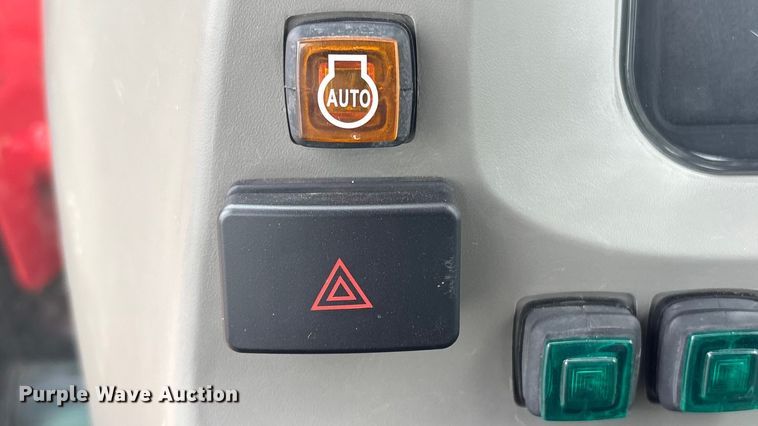 image for item EV2794 2021 Zetor M60HTC MFWD tractor