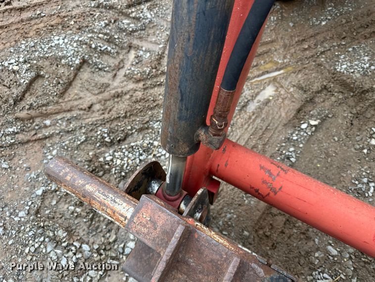 image for item EV2835 1967 International 806 tractor