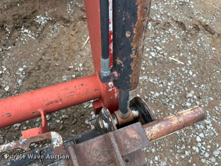 image for item EV2835 1967 International 806 tractor